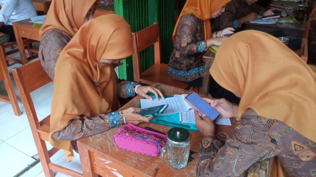 IHT IMPLEMENTASI KURIKULUM MERDEKA DI SMPN 1 TULANG BAWANG BARAT – SMPN ...